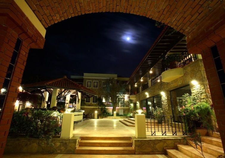 Zeytinada Hotel Torba Esterno foto