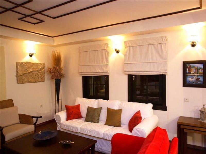 Zeytinada Hotel Torba Esterno foto