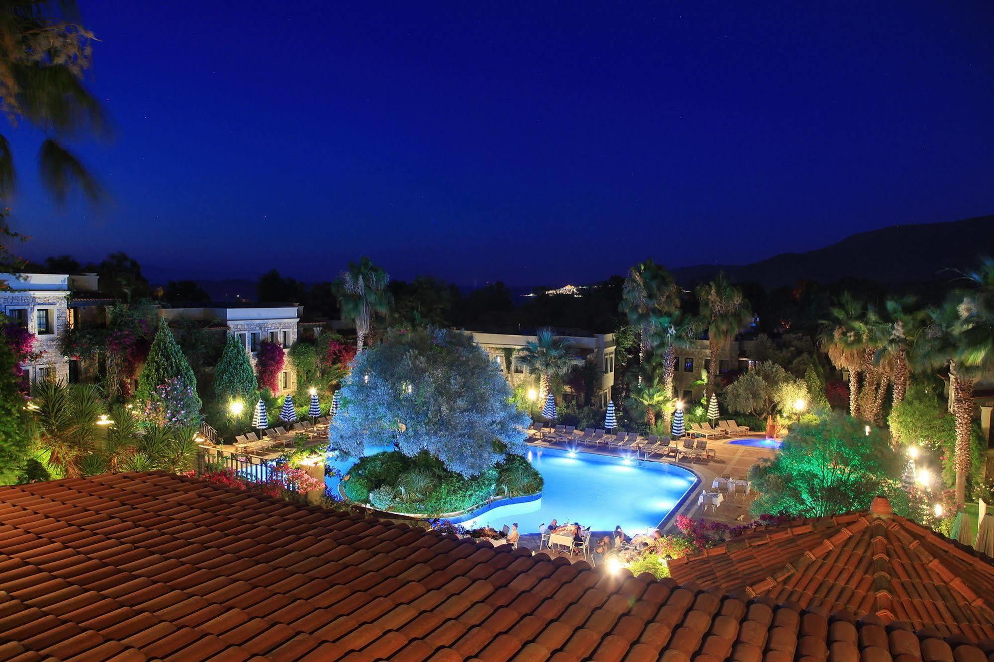 Zeytinada Hotel Torba Esterno foto
